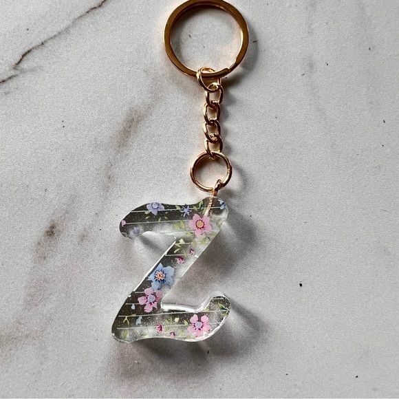 Handmade Initial Keychain | Letter Z - Picture 3 of 4